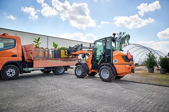 Weidemann 1260LP 3 of 6