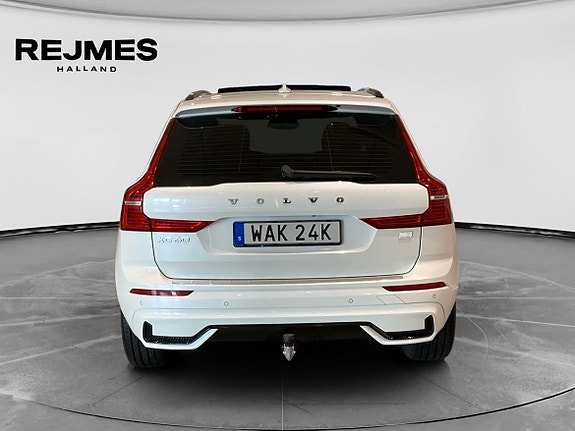 Volvo XC60 7 of 15