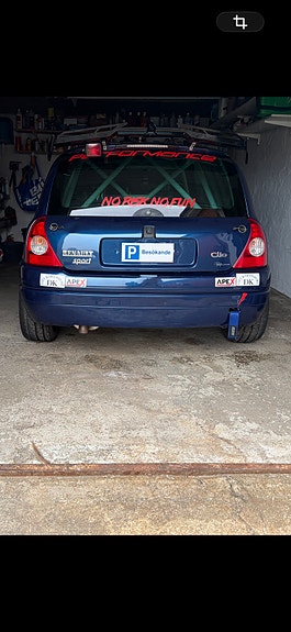 Renault Clio II 4 of 5