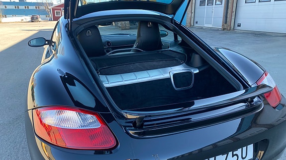 Porsche Cayman S 9 of 20
