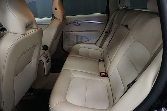 Volvo V70 18 of 21