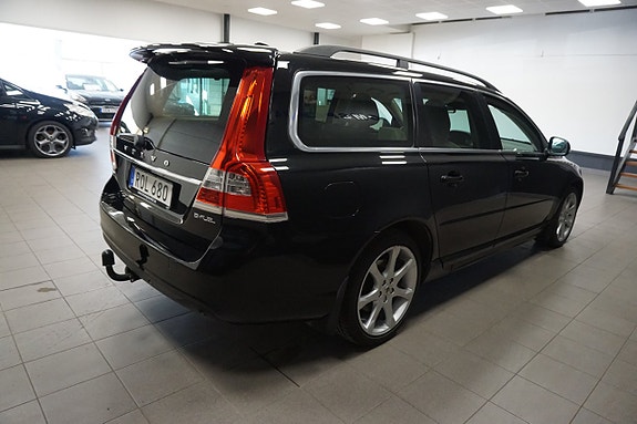 Volvo V70 8 of 21