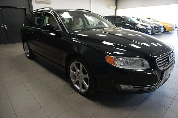 Volvo V70 4 of 21