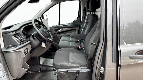 Ford Transit Custom 3 of 5