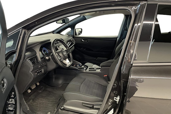 Nissan Leaf 7 of 20