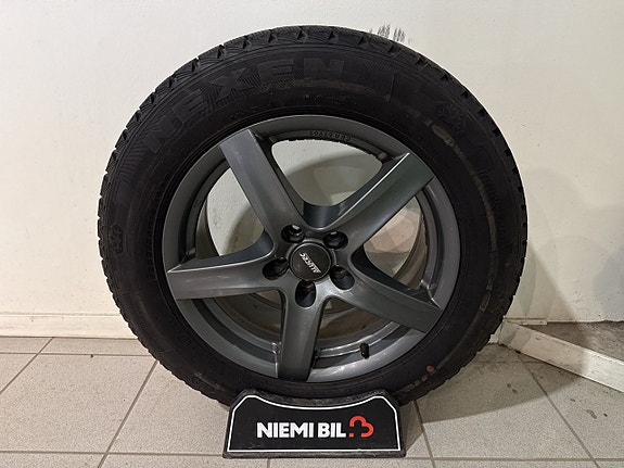 Mercedes-Benz ML350 20 of 23