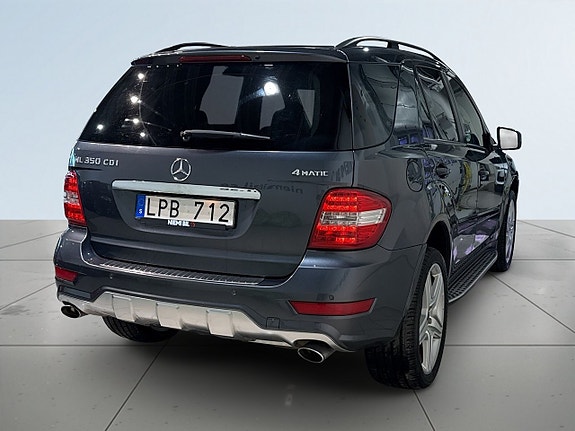 Mercedes-Benz ML350 6 of 23