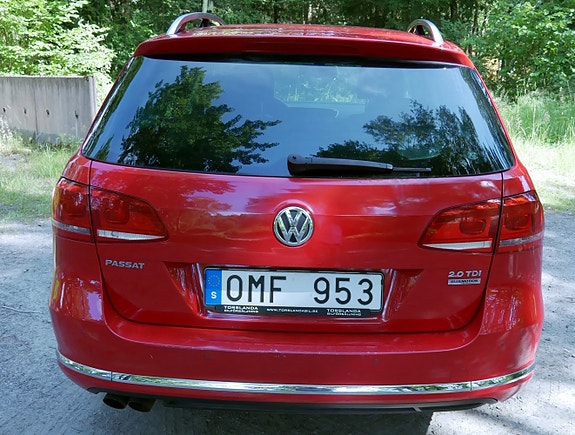 Volkswagen Passat 16 of 22