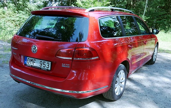 Volkswagen Passat 15 of 22