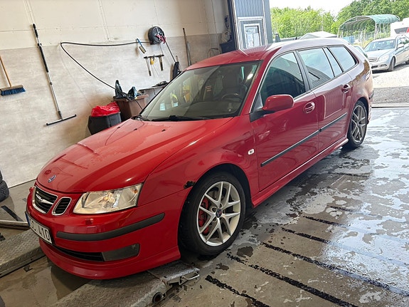 Saab 9-3 2 of 5