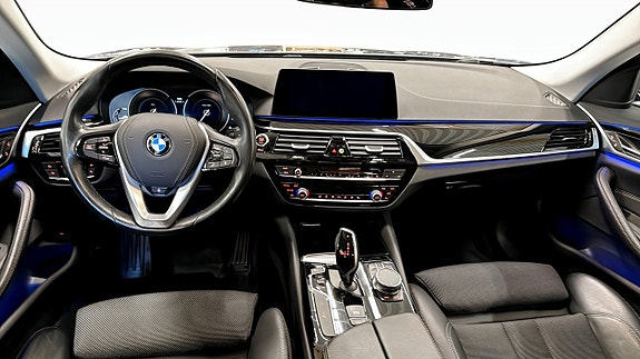 BMW 520 4 of 5
