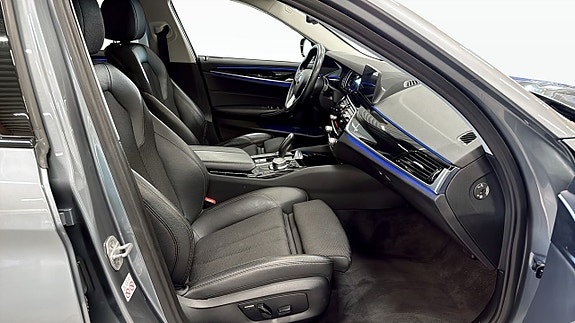 BMW 520 3 of 5