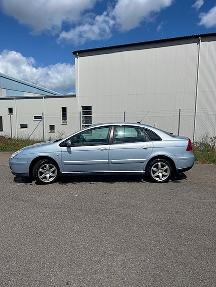 Citroen C5 2 of 4
