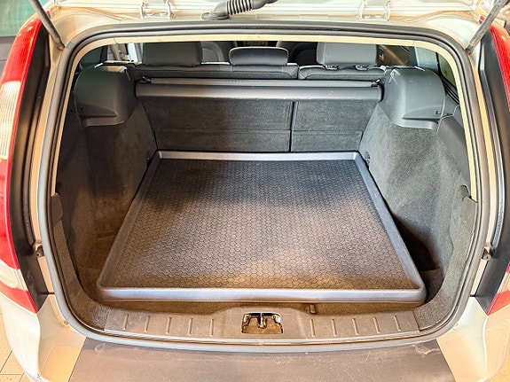 Volvo V50 10 of 11