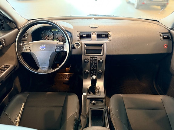 Volvo V50 9 of 11
