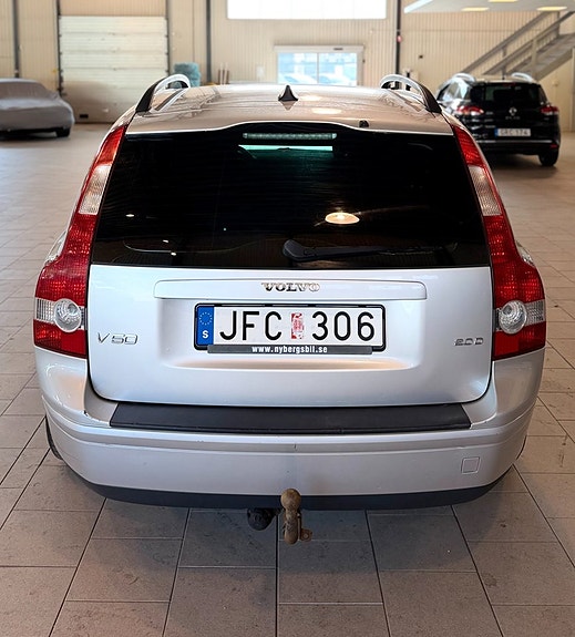 Volvo V50 6 of 11