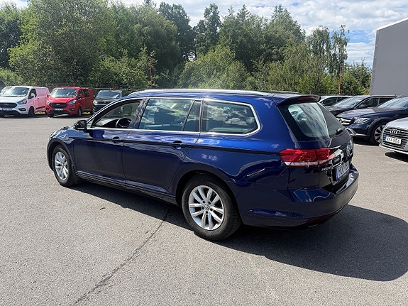 Volkswagen Passat 3 of 4
