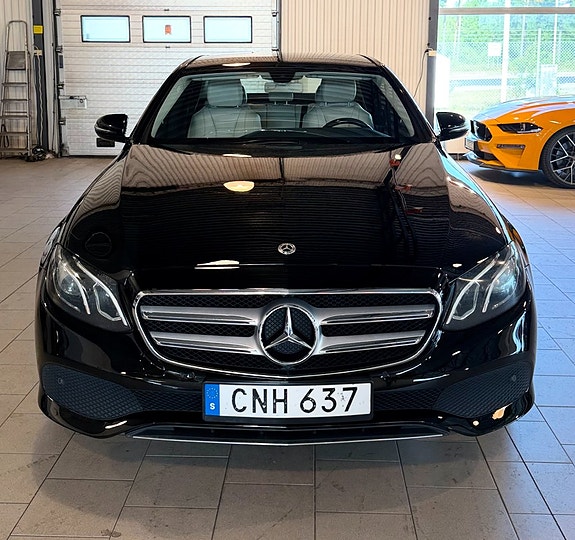 Mercedes-Benz E200 d 5 of 5
