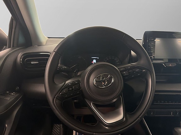 Toyota Yaris 10 of 11
