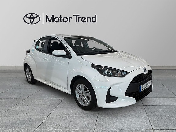Toyota Yaris 6 of 11