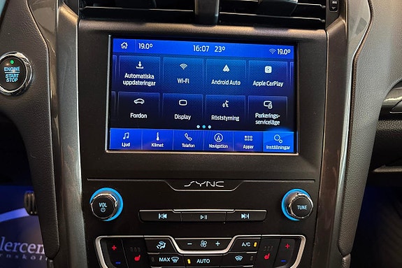 Ford Mondeo 16 of 17