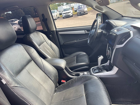 Isuzu D-max 7 of 11