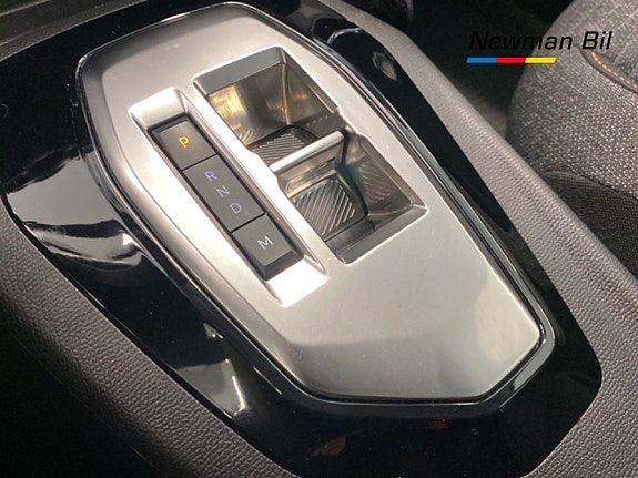 Peugeot 208 10 of 13