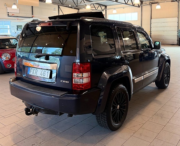 Jeep Cherokee 3 of 14