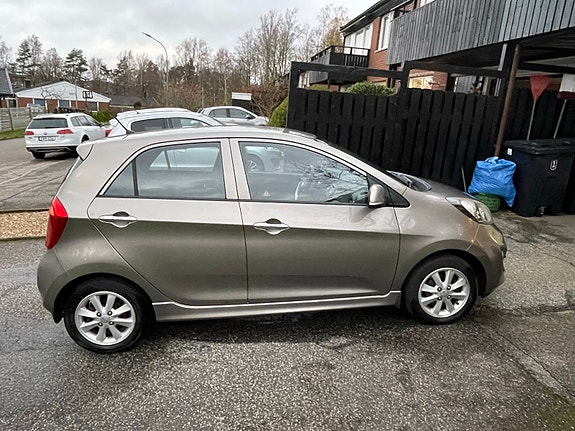 Kia Picanto 5 of 6