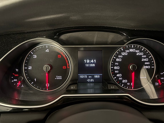 Audi A4 9 of 11