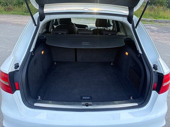 Audi A4 7 of 11