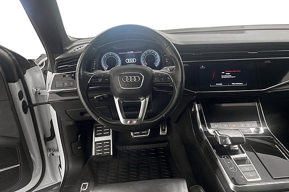Audi Q8 5 of 5