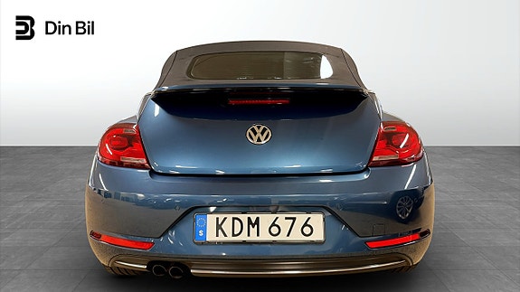 Volkswagen Beetle 6 of 16