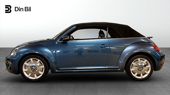 Volkswagen Beetle 3 of 16
