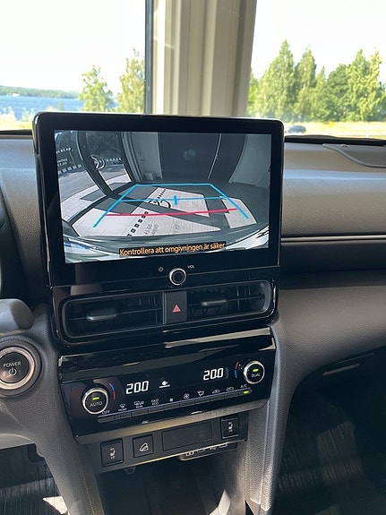Toyota Yaris Cross 8 of 8
