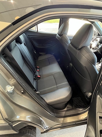 Toyota Yaris Cross 4 of 5
