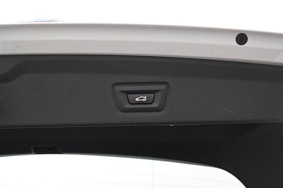 BMW i4 21 of 27
