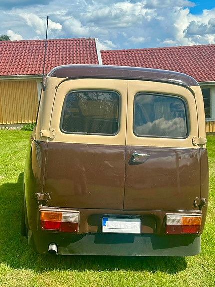 Volvo 210 Duett 10 of 10