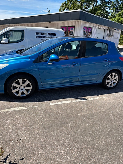 Peugeot 308 5 of 5