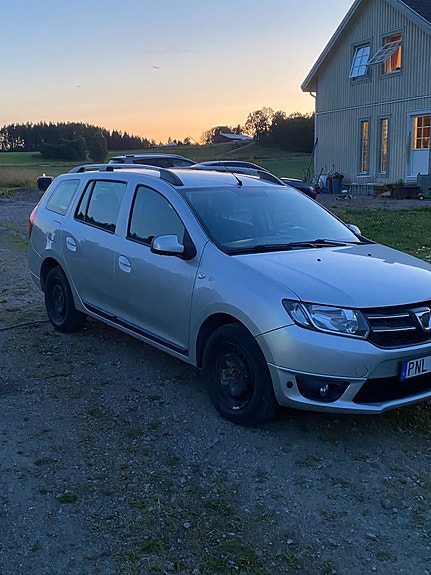 Dacia Logan 3 of 5