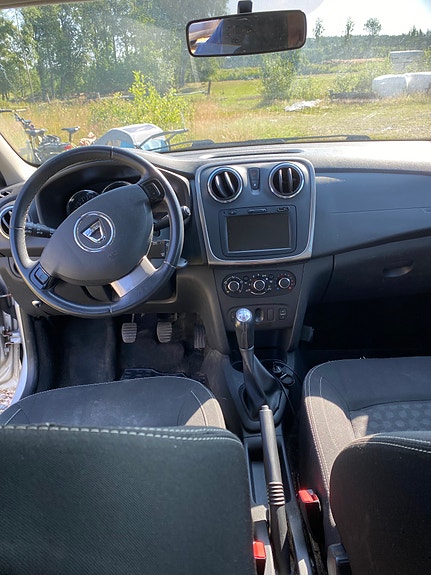 Dacia Logan 6 of 9