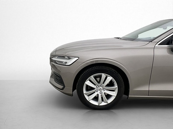 Volvo V60 28 of 30
