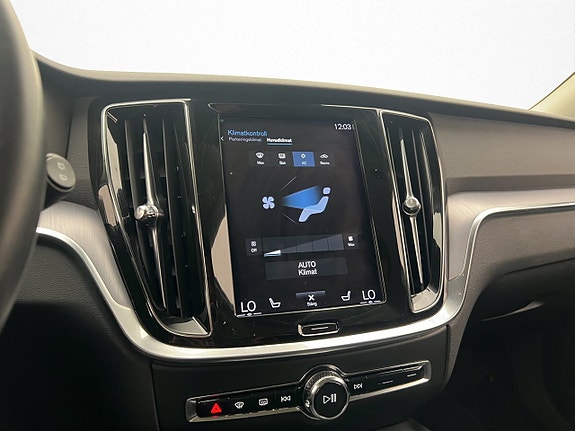 Volvo V60 20 of 30