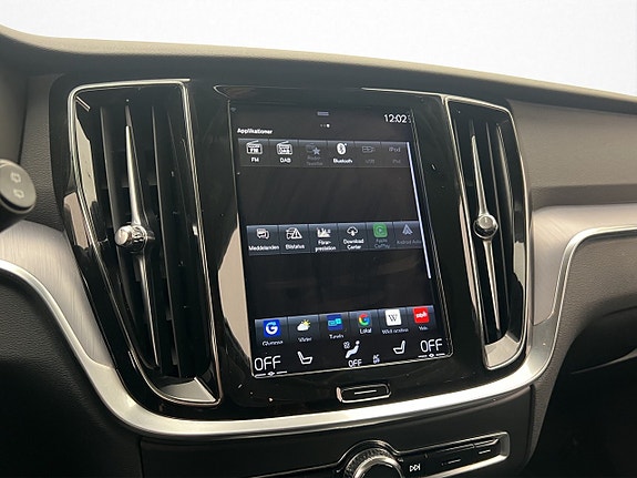 Volvo V60 19 of 30