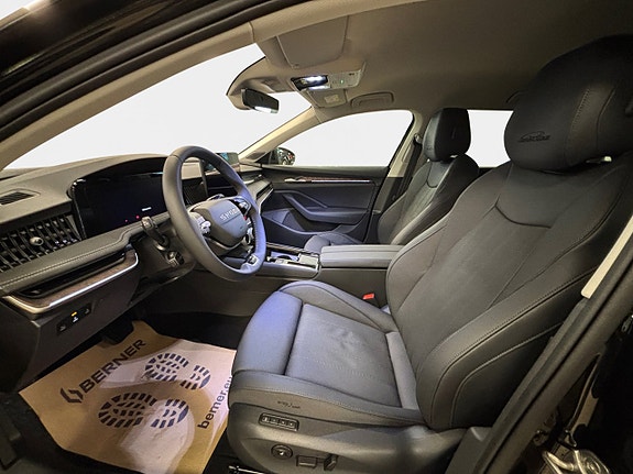 Skoda Superb 7 of 11