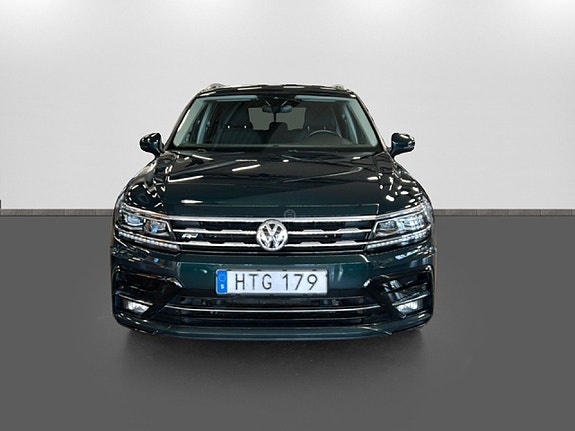 Volkswagen Tiguan Allspace 2 of 15