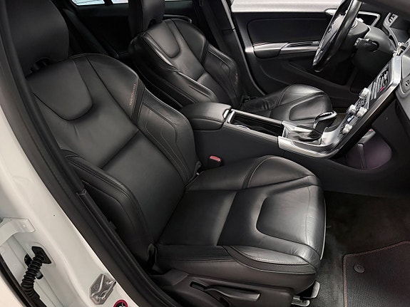 Volvo V60 13 of 20