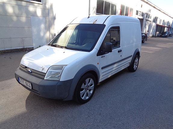 Ford Transit Connect 2 of 5