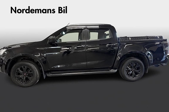 Isuzu D-max 2 of 5