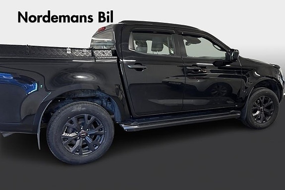Isuzu D-max 4 of 5